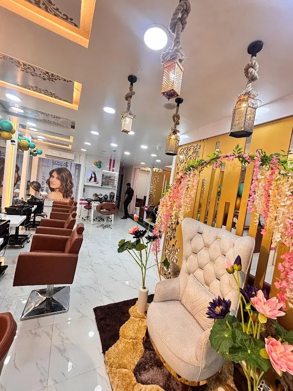 Vogue & Vibes Salon I Best Unisex Salon in Bhubaneswar