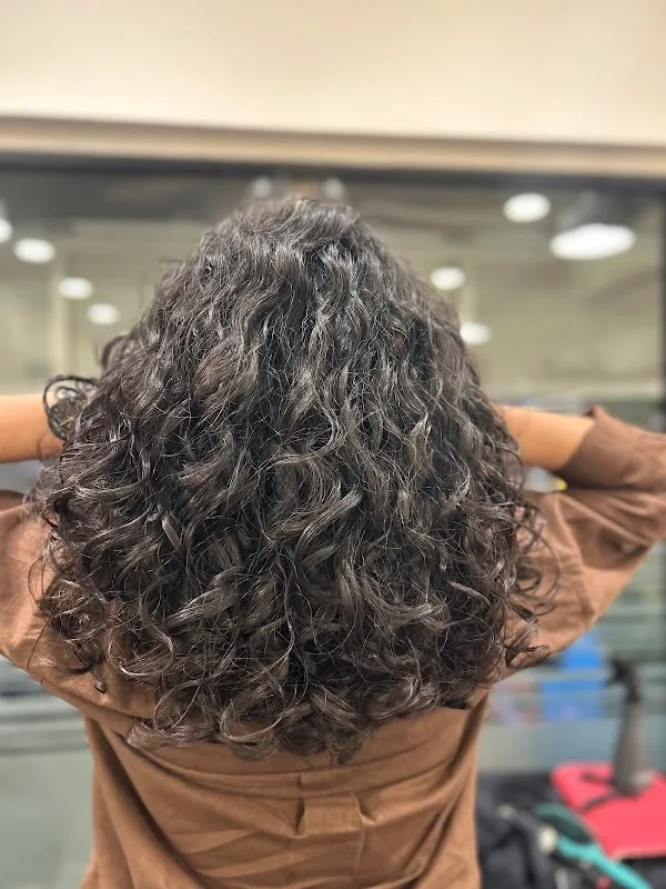BBLUNT Salon - Peddar Road, Mumbai