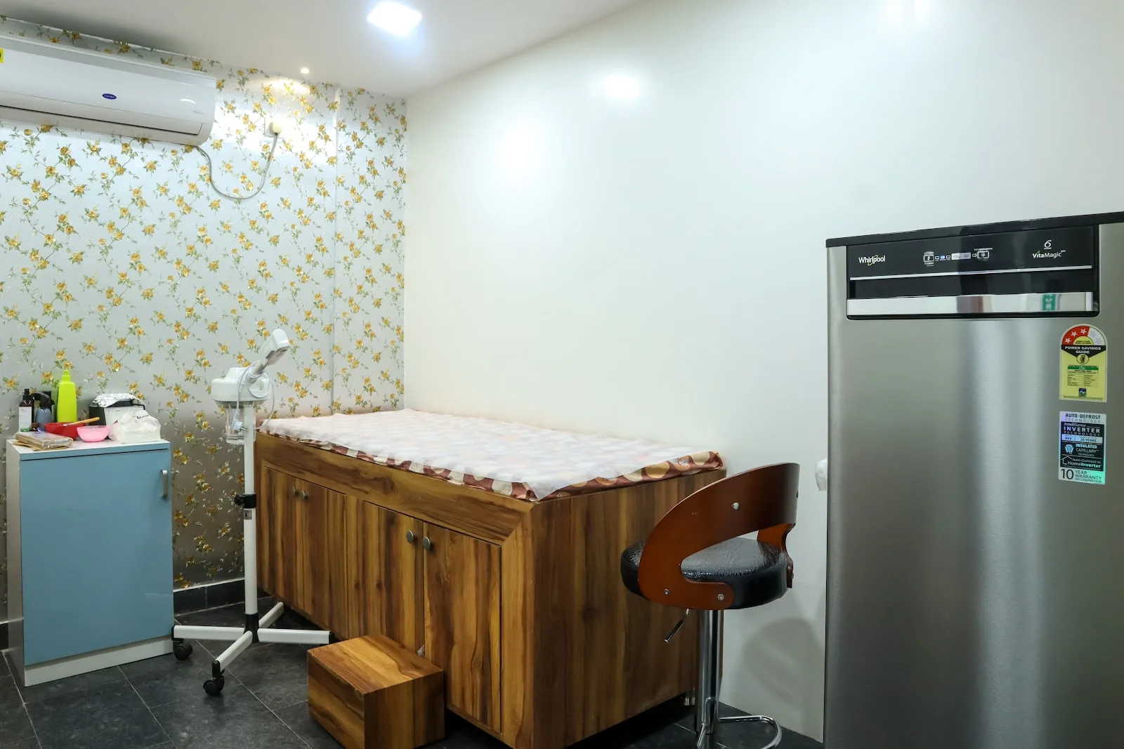 LOOK ME unisex beauty salon