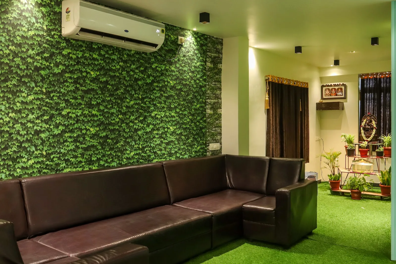 LOOK ME unisex beauty salon