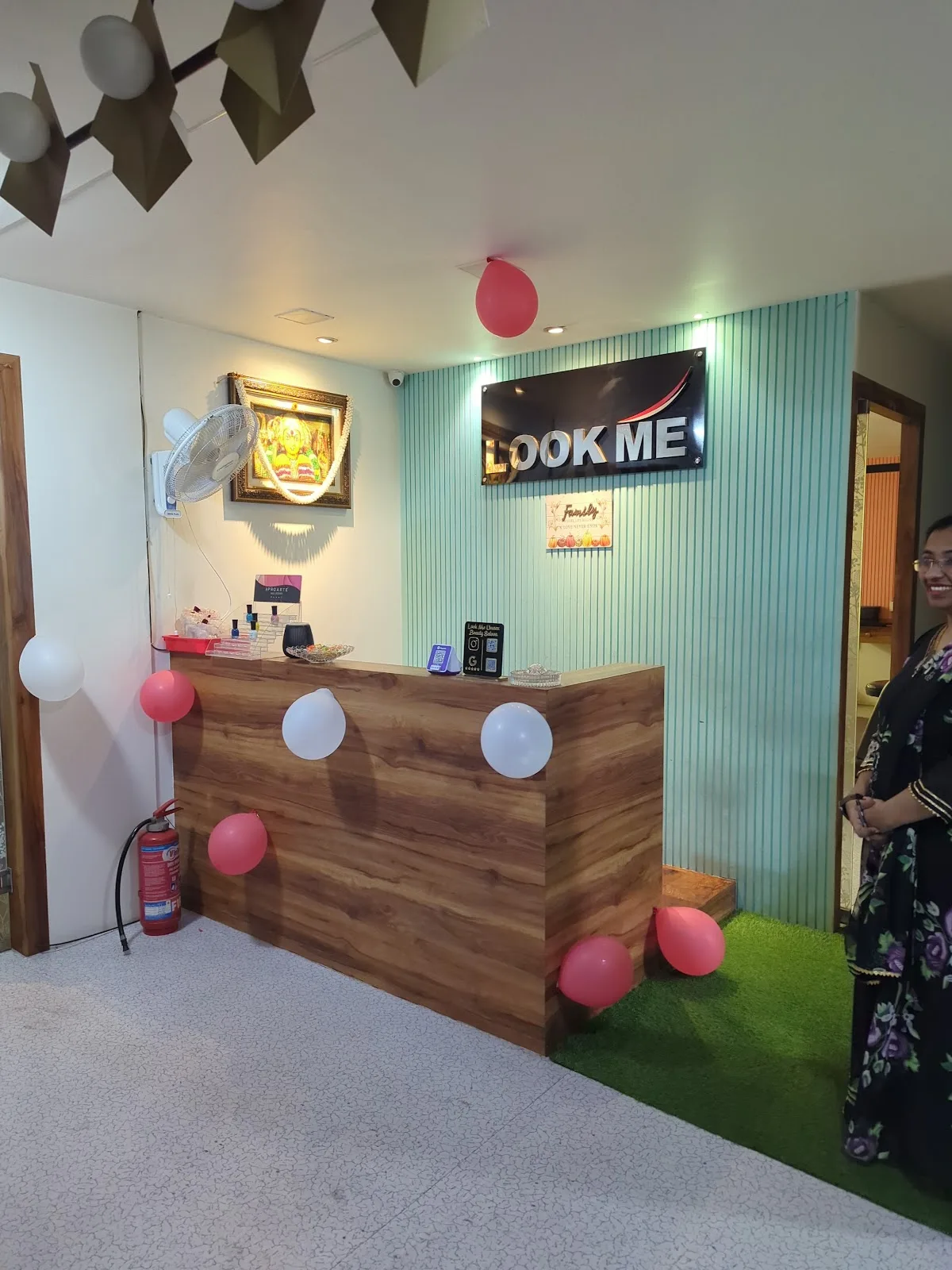 LOOK ME unisex beauty salon