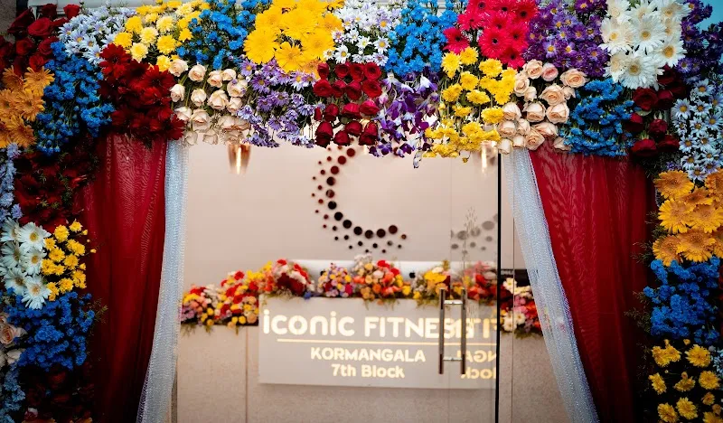 ICONIC FITNESS KORAMANGALA 7th Block - Largest fitness chain in Bangalore | Best Rated | Unisex Fitness Centers | Gx Studios