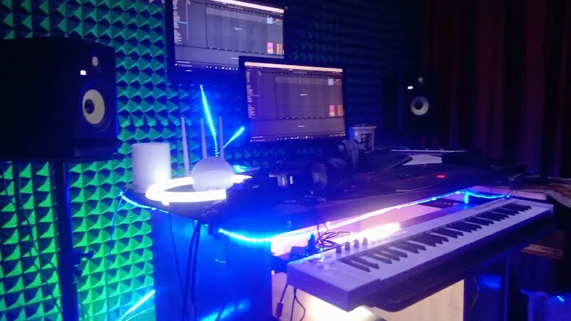 Sky Blue Record's Recording Studio In Delhi (GAURAV PRADHAN MUSIC)