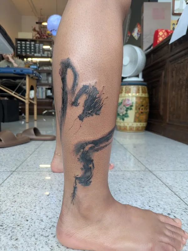 Lunar Tattoo Studio 墨妍