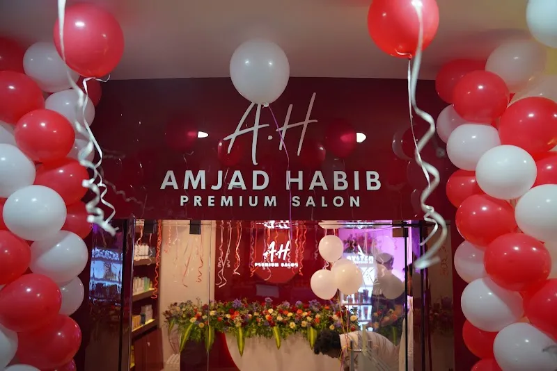 Amjad Habib Hair & Beauty Premium Salon, Gurunanakcolony