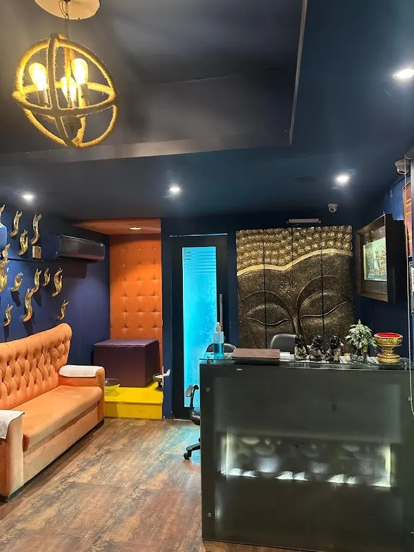 Eden spa Hazratganj