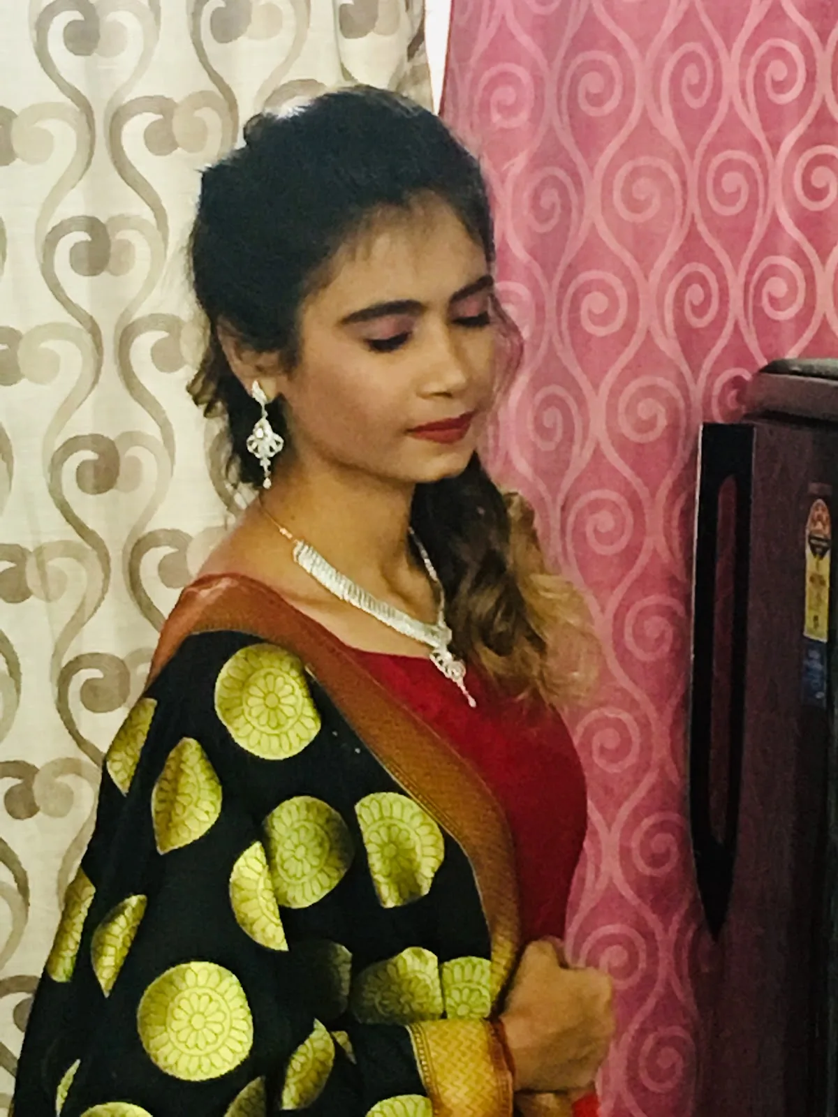 GLAMUP THE BEAUTY LOUNGE AND BRIDAL STUDIO