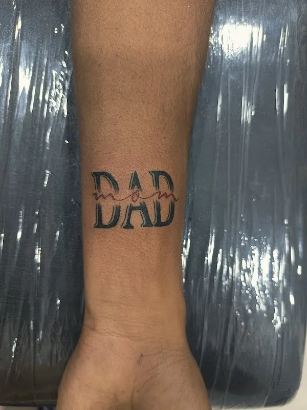 GLAZY TATTOO STUDIO