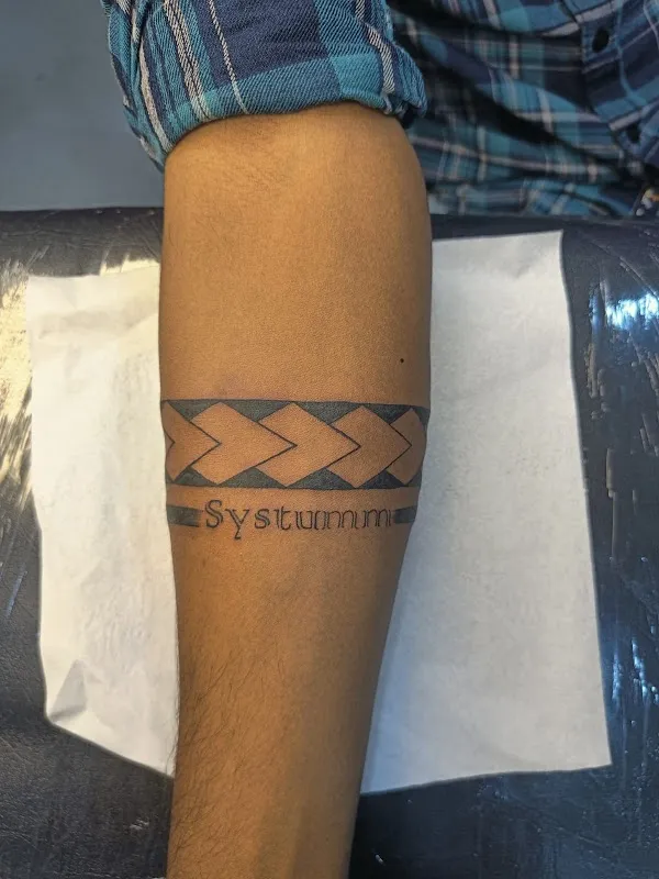 GLAZY TATTOO STUDIO