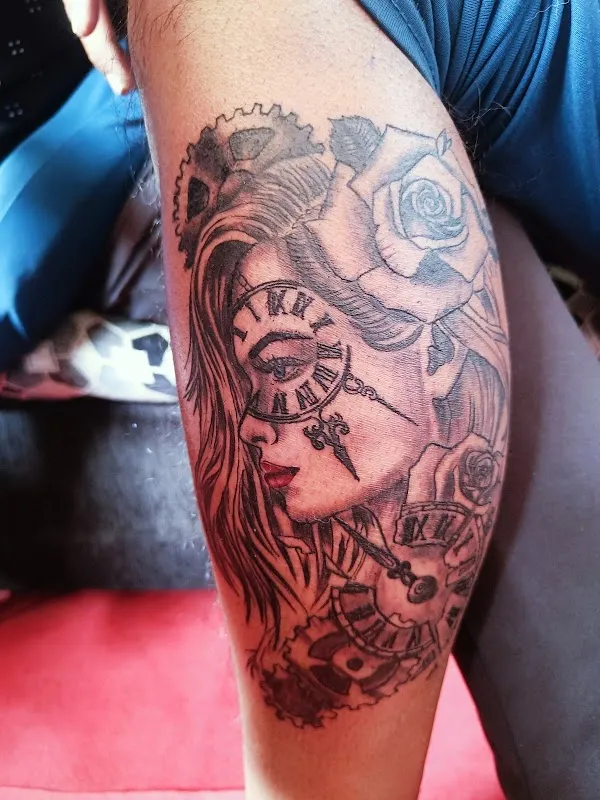 GLAZY TATTOO STUDIO
