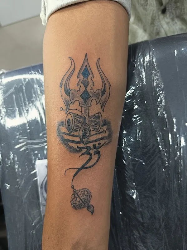 GLAZY TATTOO STUDIO