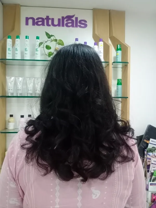 Naturals Salon & Spa Kakinada, Andhra Pradesh