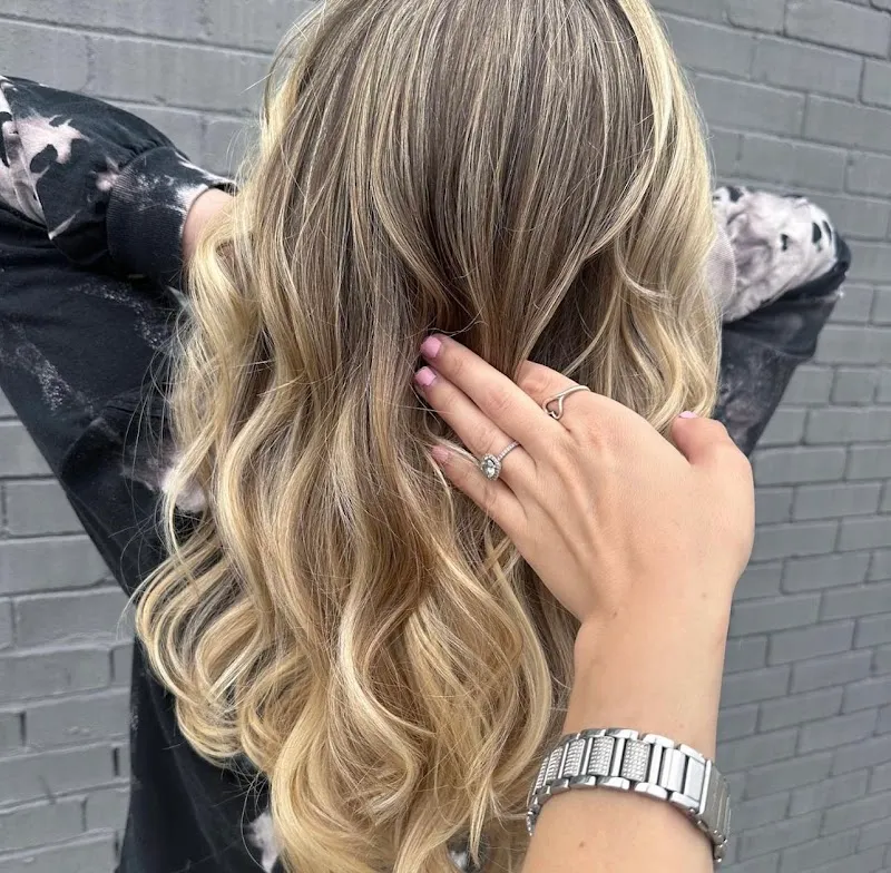 HairTheory Studio