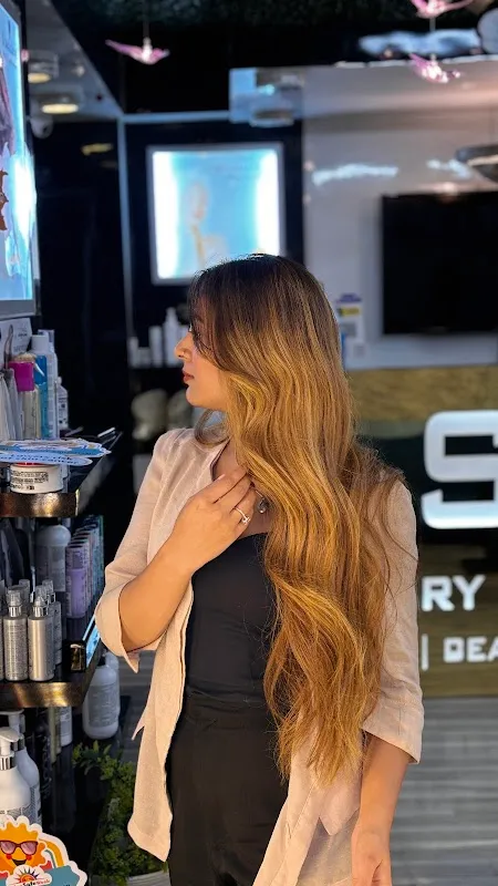 S&U Professional luxury Unisex Salon