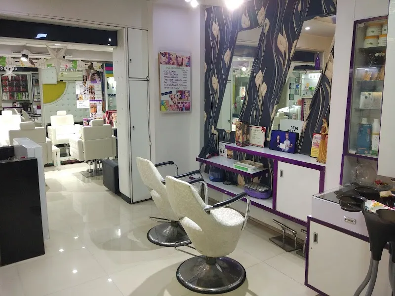 Loreal Skin Care Beauty Salon & Makeup Studio|Best Bridal Makeup Artist In Dhanbad|Best Beauty Parlour In Dhanbad