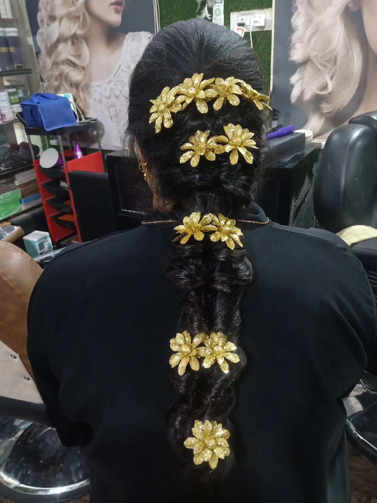 ROYAL BEGUM'S HERBAL BEAUTY PARLOUR
