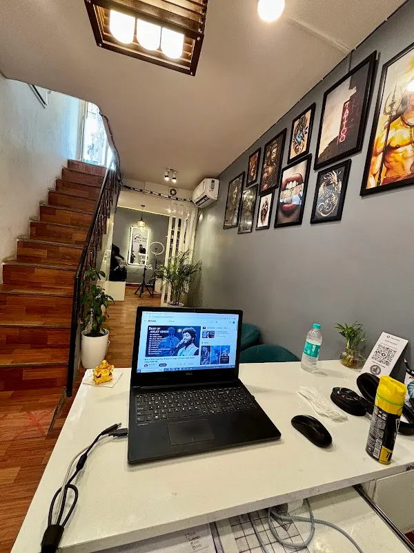 Tinish tattoo studio & piercing