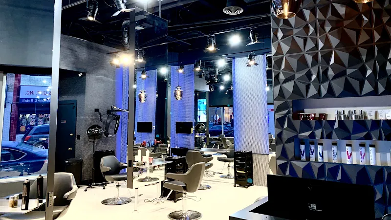 Volar Salon