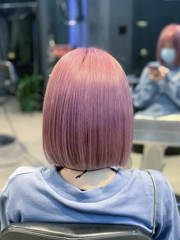Volar Salon