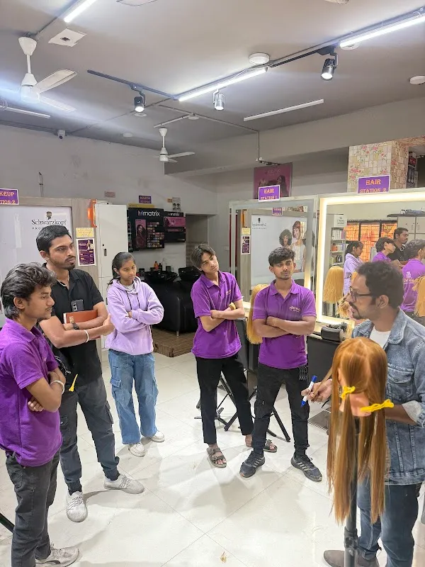 Austoria Salon Academy