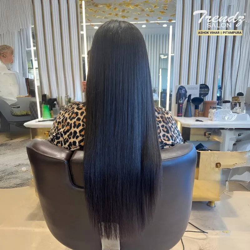 Trendz Salon and Academy in Pitampura | Hair Salon | Unisex Salon | Best Salon and Makeovers