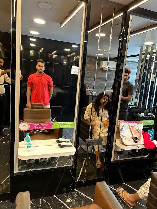 The Signature Unisex Salon – Skin | Hair | Makeup