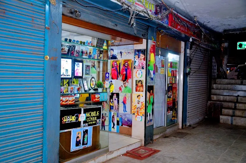 Shahid Salman Photography studio in Jhansi