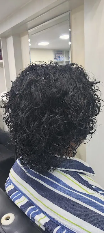 K Hair Studio the unisex salon