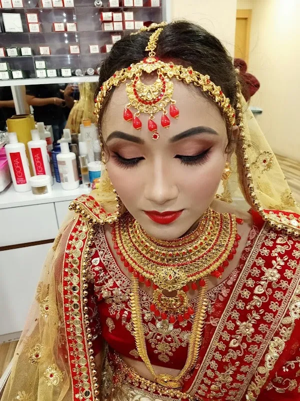 Aditi Family Salon | | Best Beauty Salon in Samantarapur