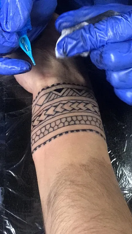 LV's Art & Tattoo Studio - Virar