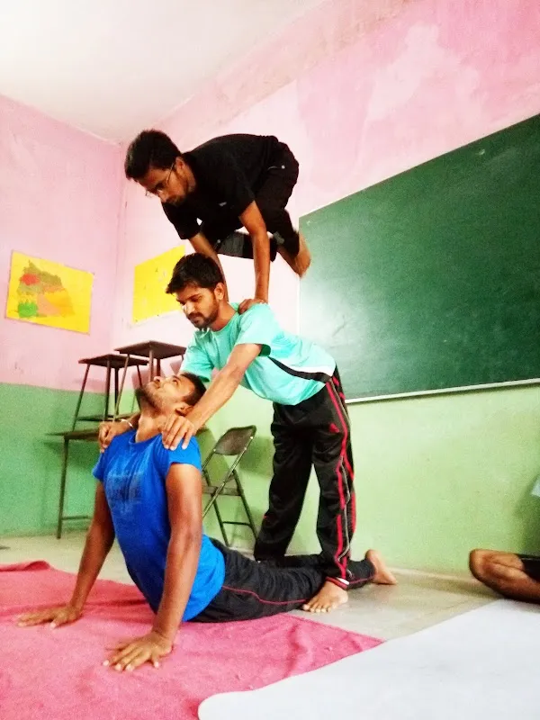 Namaste India School of Yoga