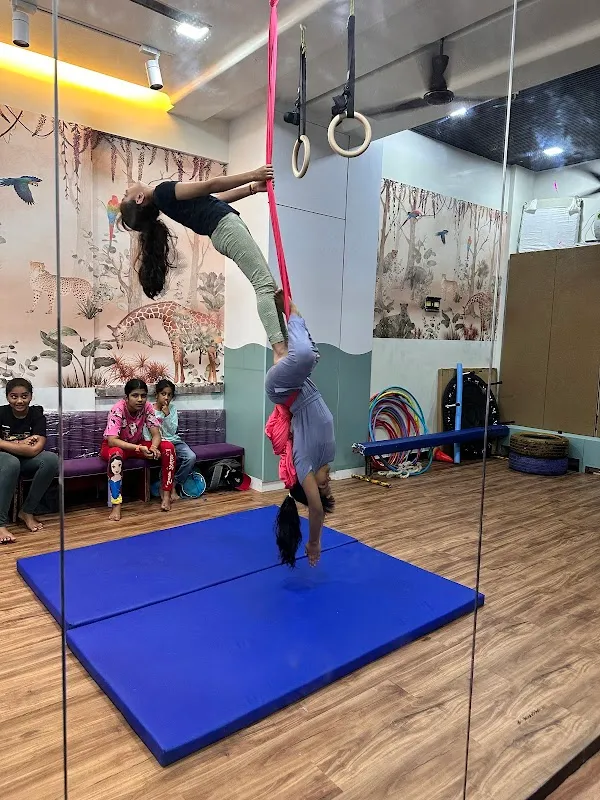 RHYTHM DANCE ACADEMY & FITNEES CENTER