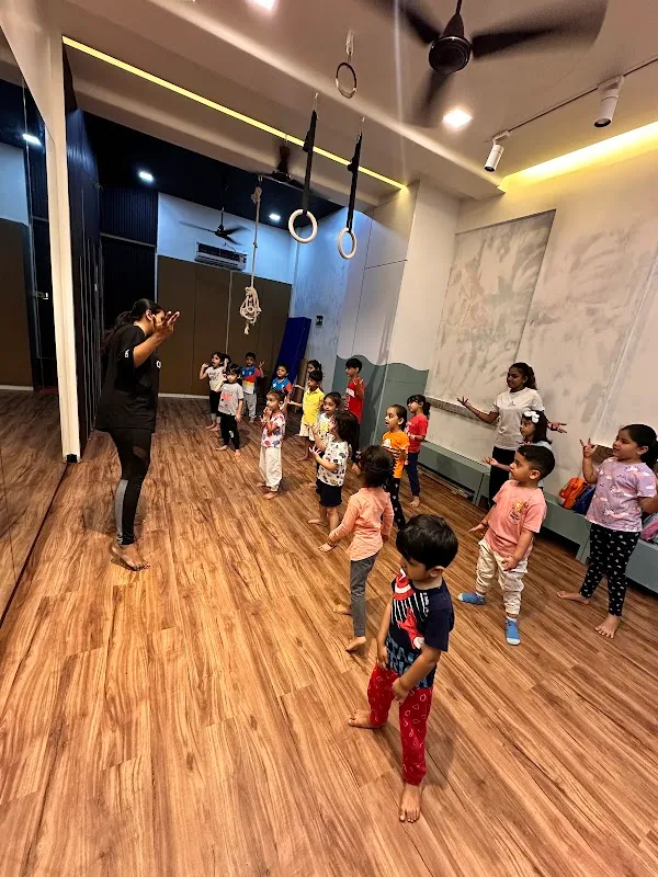RHYTHM DANCE ACADEMY & FITNEES CENTER