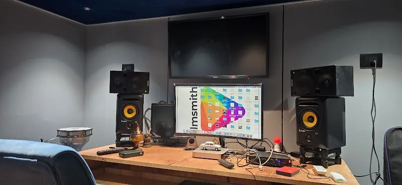 7 Sonik Studio