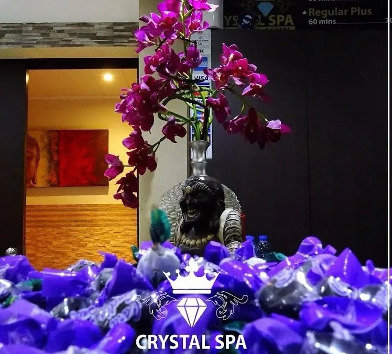 Crystal Beauty And Wellness spa