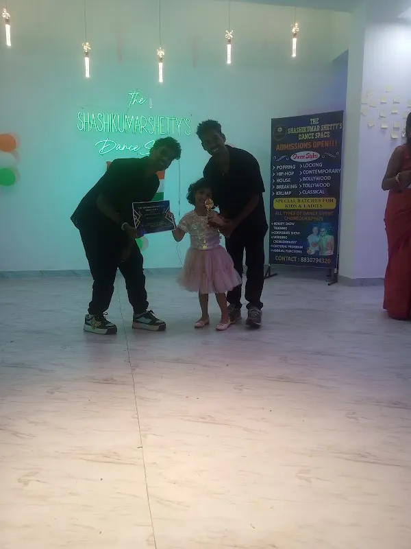 CHETAN'S DANCE STUDIO