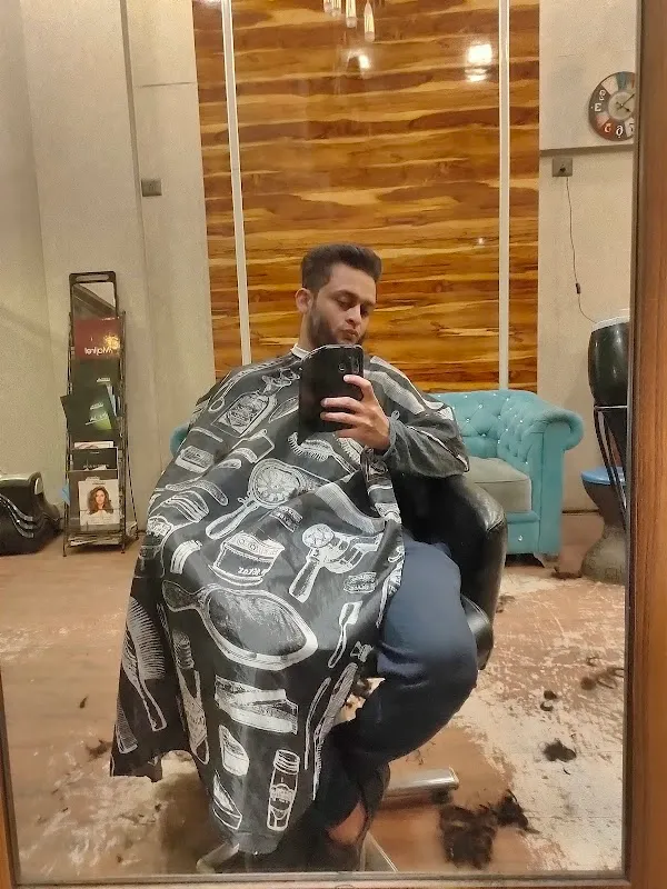 UNIQUE SALON AND SPA UNISEX