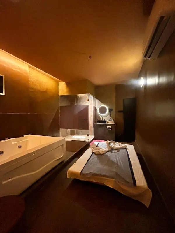Spa World