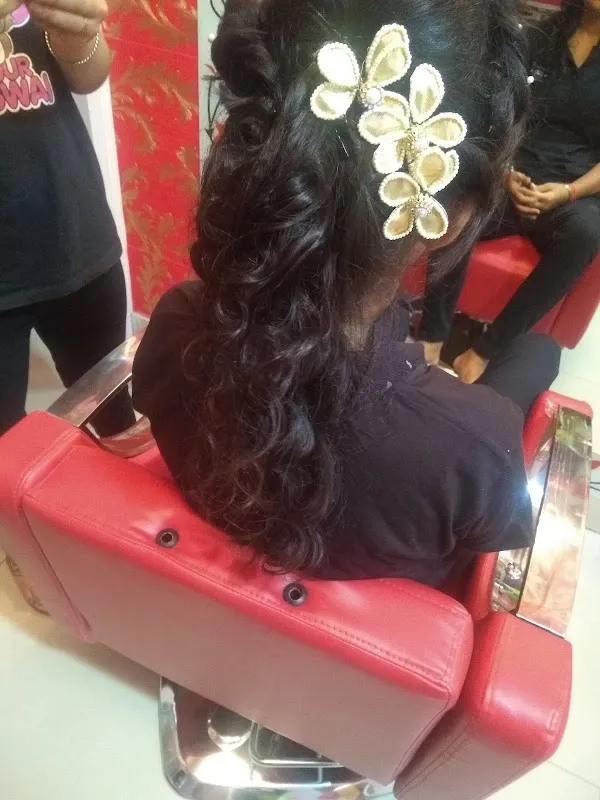 Sparkle Beauty Salon( only for ladies)