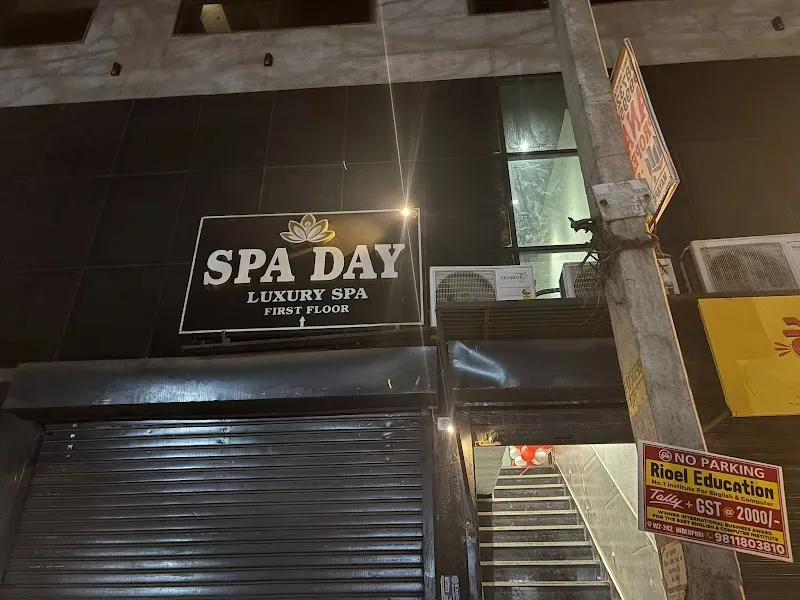 Spa-Day Wellness | Spa in Naraina | Luxury Spa in Naraina