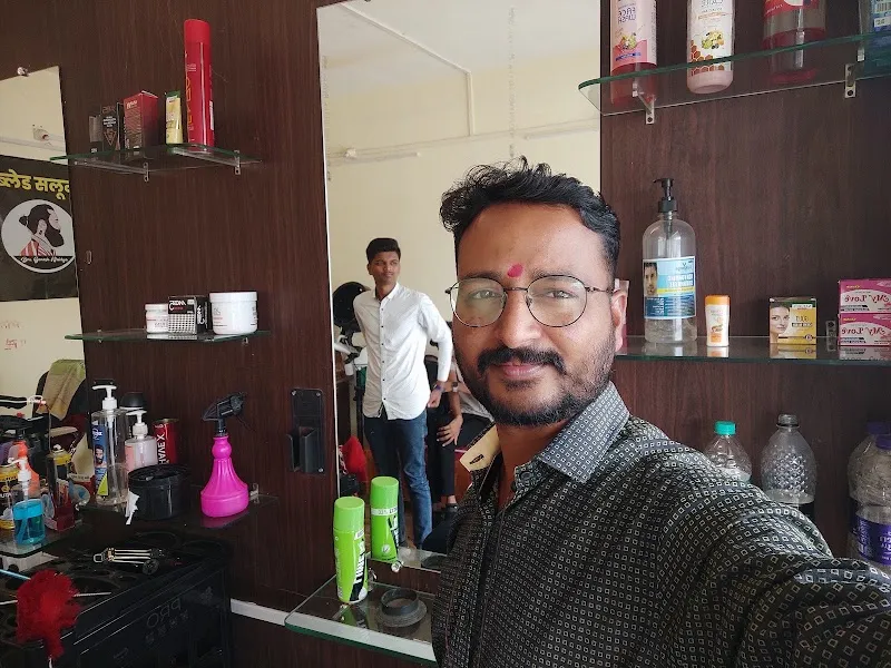 BLADE SALON Dodi.B.k.