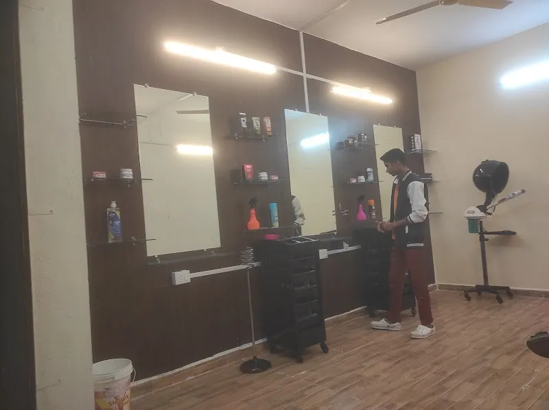 BLADE SALON Dodi.B.k.