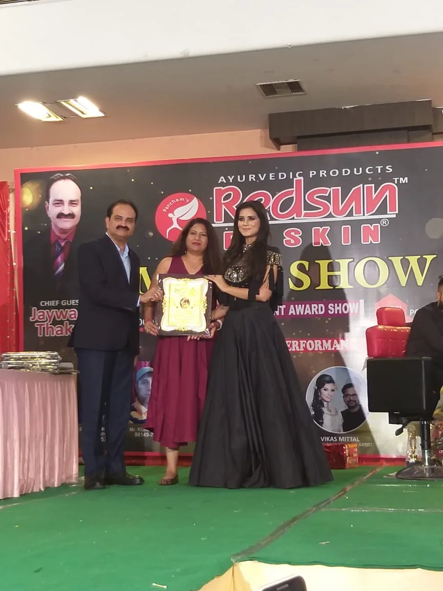 Saloni Beauty Salon