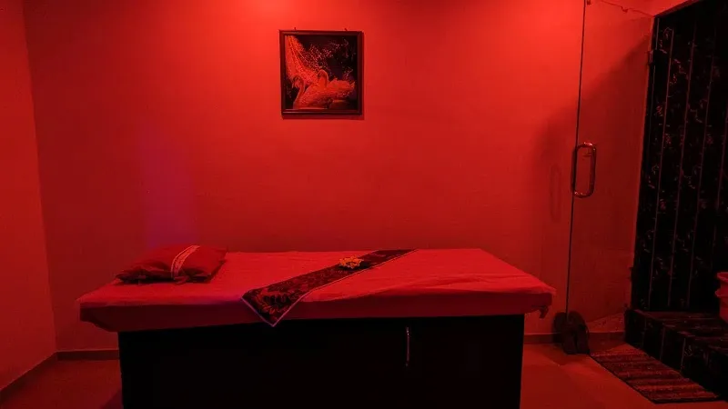 STORM THAI SPA