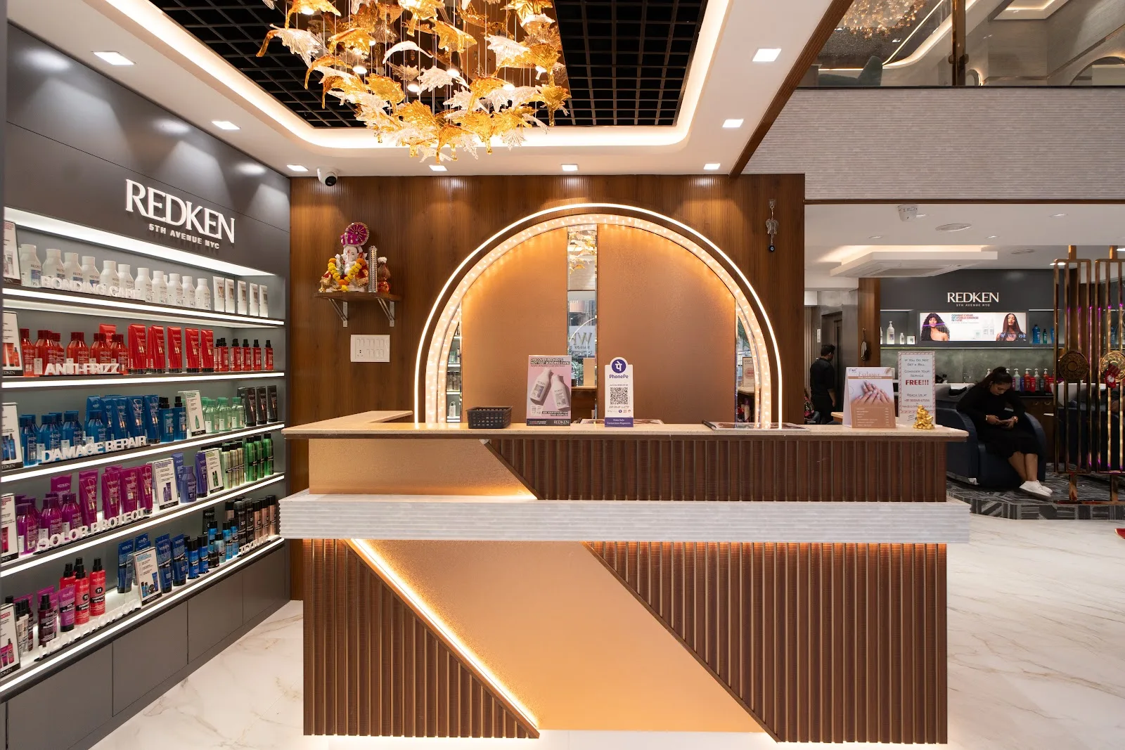Envi Salons and Aesthetics - Juhu
