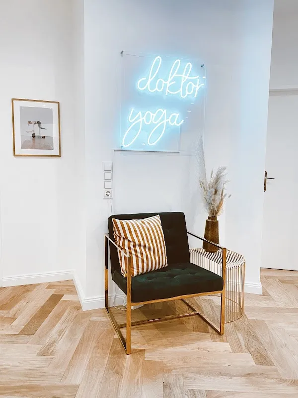 Doktor Yoga Studio 1