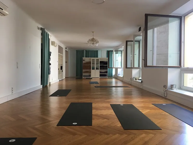 Doktor Yoga Studio 1