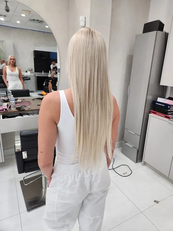 Beverly Hills Salon & Spa