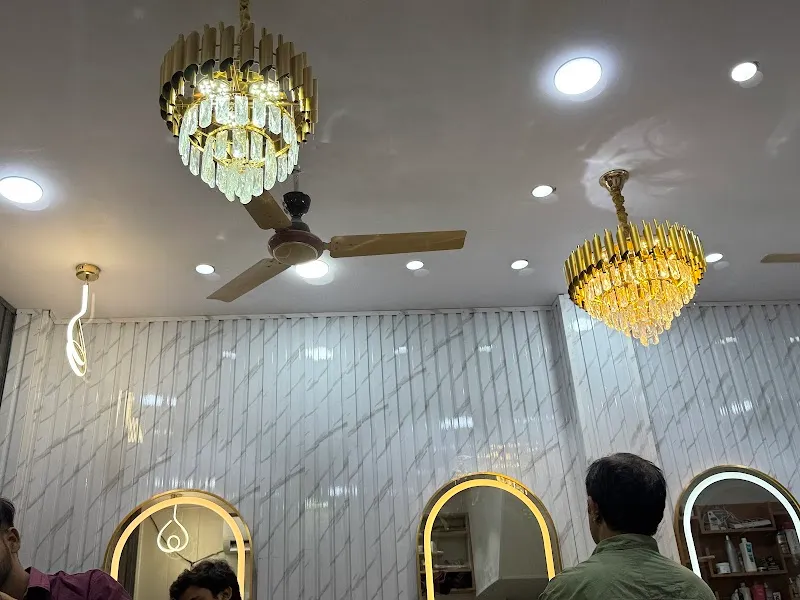 Aamir Salon