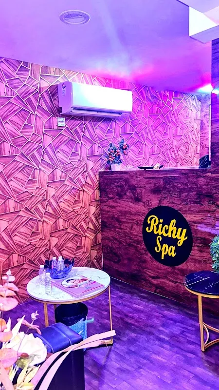 Richy Spa - Best Massage Spa in Byculla